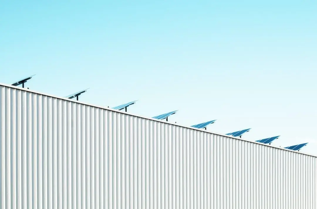 Effektiv användning av solenergi i trädgården och utomhusmiljön illustration